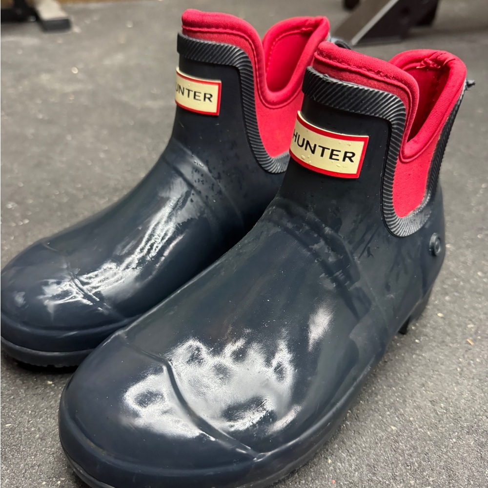 Hunter Navy and Red Kids Short Rain Boots